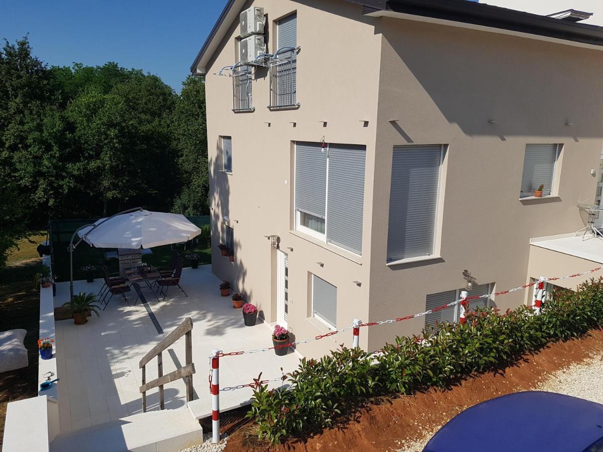 Zagar Apartment Porec Bagian luar foto