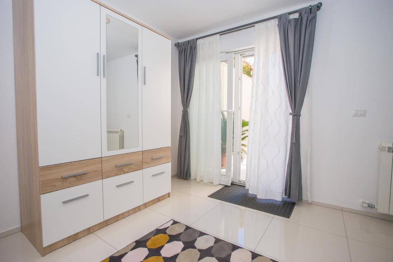 Zagar Apartment Porec Bagian luar foto