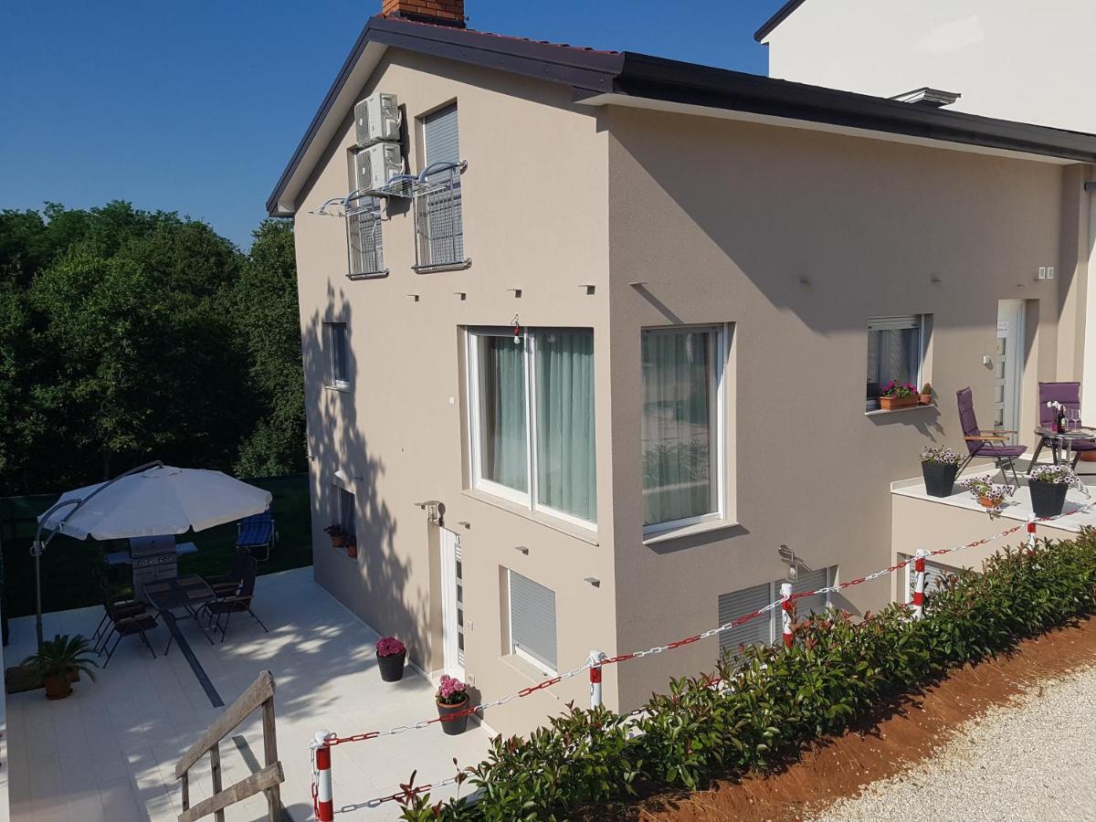 Zagar Apartment Porec Bagian luar foto