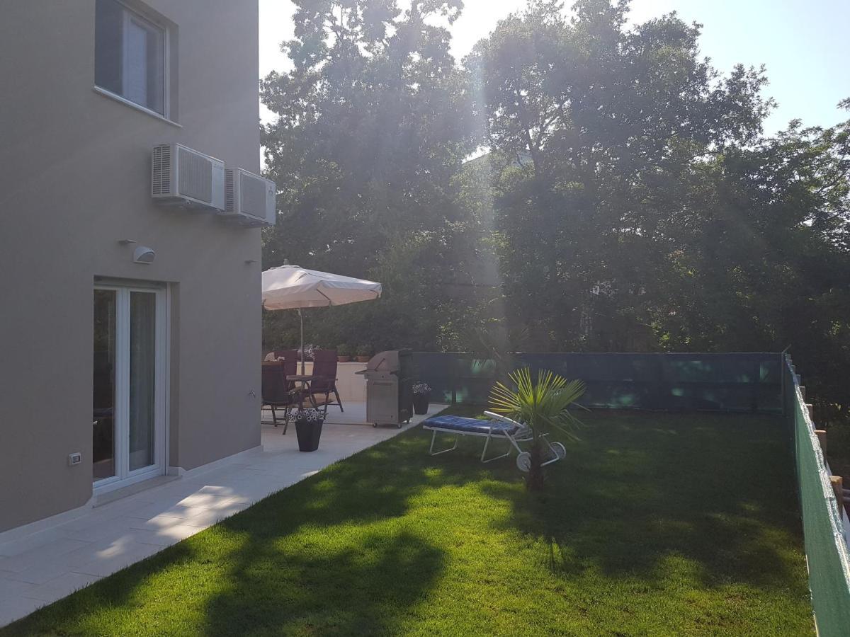 Zagar Apartment Porec Bagian luar foto